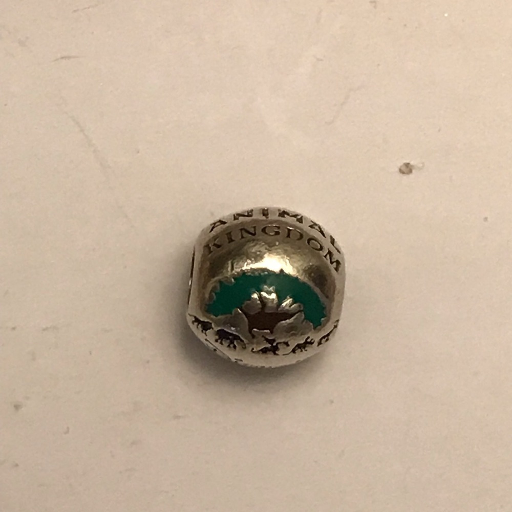 Disney pandora animal kingdom charm